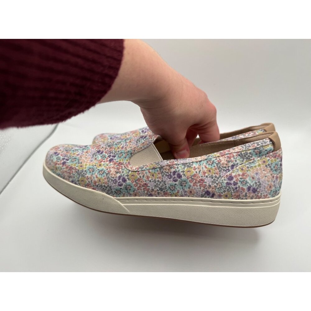 ABEO Ditzy Floral Encore Slip On Low Top Sneaker Shoe Women Size 8.5 - Picture 5 of 11